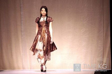 Следуя примеру,Fashion Week в Кыргызстане активисты решили провести «Неделю национальной одежды». Следуя примеру,Fashion Week в Кыргызстане активисты решили провести «Неделю национальной одежды».