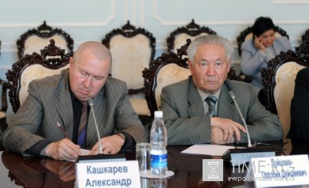Роза Отунбаева провела рабочее совещание с председателями ОНС государственных органов республики Роза Отунбаева провела рабочее совещание с председателями ОНС государственных органов республики