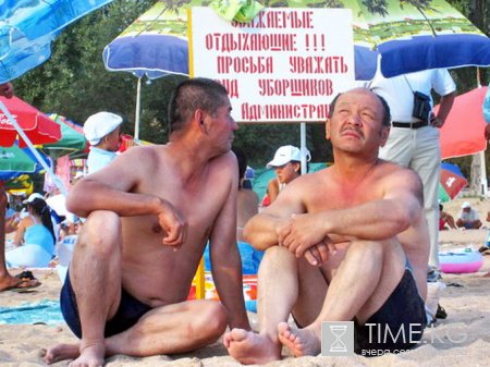 Кыргызстан готов обеспечить туристам безопасность, качественный сервис и радушное гостеприимство. Кыргызстан готов обеспечить туристам безопасность, качественный сервис и радушное гостеприимство.