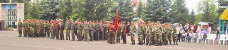 В Караколе завершился парад в честь 66-ой годовщины победы Великой Отечественной войны В Караколе завершился парад в честь 66-ой годовщины победы Великой Отечественной войны