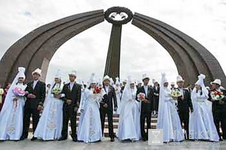 Возрастной ценз для девушек в Кыргызстане будет увеличен с 16 до 17 лет