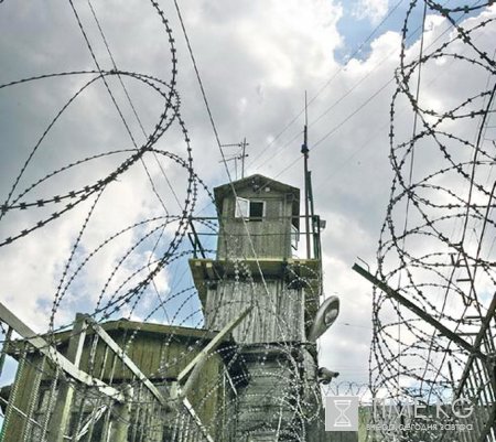 В Киргизии почти 1300 осужденных, которые определены в колонии-поселения, находятся в розыске. В Киргизии почти 1300 осужденных, которые определены в колонии-поселения, находятся в розыске.
