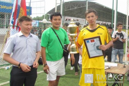 Футбольный турнир между командами политических партий Футбольный турнир между командами политических партий