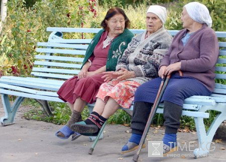 Пенсии в Кыргызстане не хватает даже на хлеб и молоко Пенсии в Кыргызстане не хватает даже на хлеб и молоко