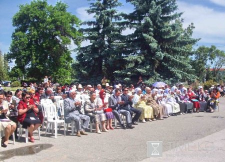 Акция «Хлеб Мира», посвященная июньским событиям 2010 года