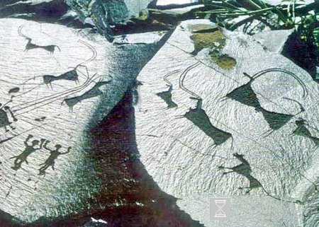 Экспедиция петроглифы «Саймалуу-Таш» – 2011 г. «Тайны древних кочевых племен» Экспедиция петроглифы «Саймалуу-Таш» – 2011 г. «Тайны древних кочевых племен»