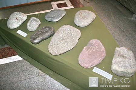 Памятники письменности на камне Памятники письменности на камне