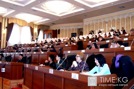 Общественные наблюдатели назвали имена депутатов, занимающихся предпринимательской деятельностью. Общественные наблюдатели назвали имена депутатов, занимающихся предпринимательской деятельностью.