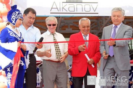 Beeline выступил партнером школьной ярмарки «Made in KG 2011» Beeline выступил партнером школьной ярмарки «Made in KG 2011»