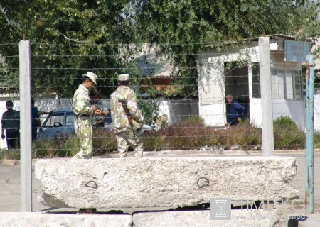 Межэтническая напряженность на юге Кыргызстана влияет на приграничные отношения с Узбекистаном Межэтническая напряженность на юге Кыргызстана влияет на приграничные отношения с Узбекистаном