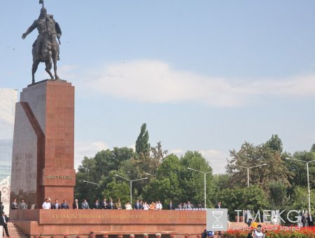 Кыргызстан: Снова на перепутье и в поисках нового идеологического символа нации Кыргызстан: Снова на перепутье и в поисках нового идеологического символа нации