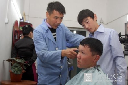 Нужен работник? Есть повар и плотник Нужен работник? Есть повар и плотник