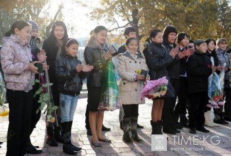 Аппарат Президента Кыргызской Республики распахнул свои двери перед школьниками