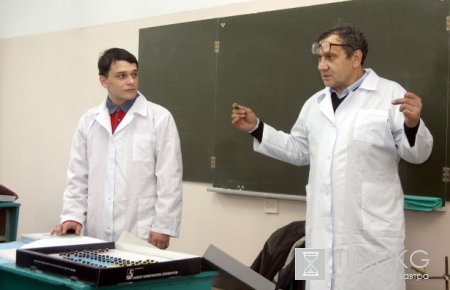 В Кыргызстане в университетскую учебную программу с 2012 года введут курс «зеленой экономики» В Кыргызстане в университетскую учебную программу с 2012 года введут курс «зеленой экономики»