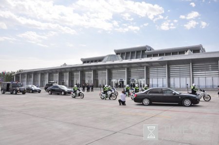 Визит президента Казахстана Нурсултана Назарбаева в Кыргызстан. Визит президента Казахстана Нурсултана Назарбаева в Кыргызстан.