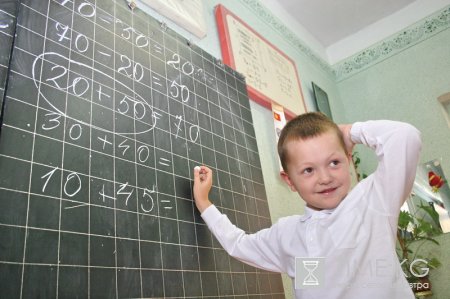 Предстоящий учебный год может быть сорван из-за нехватки учебников Предстоящий учебный год может быть сорван из-за нехватки учебников