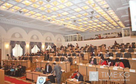 Главным политическим событием этой недели стало представление нового правительства Главным политическим событием этой недели стало представление нового правительства