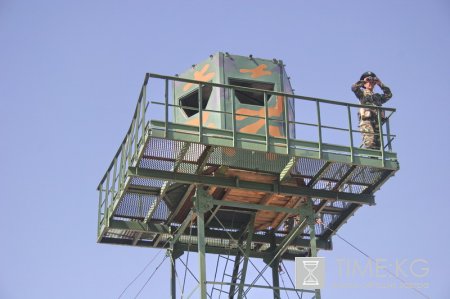 Кыргызстан имеет 790 км неделимитированных участков границы с Узбекистаном и Таджикистаном Кыргызстан имеет 790 км неделимитированных участков границы с Узбекистаном и Таджикистаном