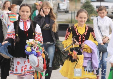 В Кыргызстане поддержат русский язык В Кыргызстане поддержат русский язык