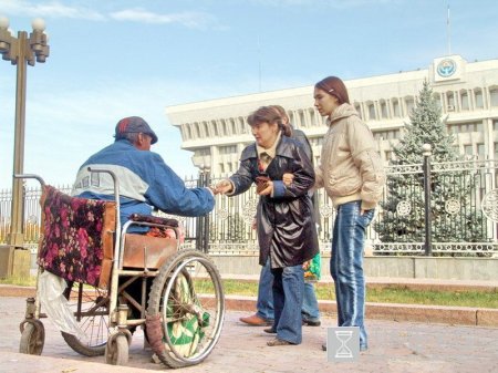 Декларацию о доходах будут сдавать все кыргызстанцы