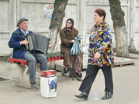 В стране выживают более 230 тысяч пенсионеров В стране выживают более 230 тысяч пенсионеров