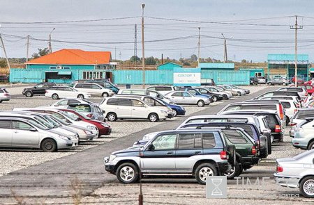 В Кыргызстане растет количество транспорта и граждан, получающих водительские удостоверения В Кыргызстане растет количество транспорта и граждан, получающих водительские удостоверения