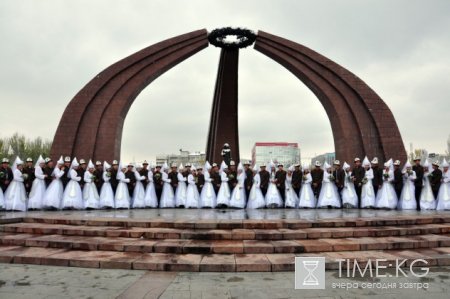 Массовая свадьба 35-ти пар состоялась в столице